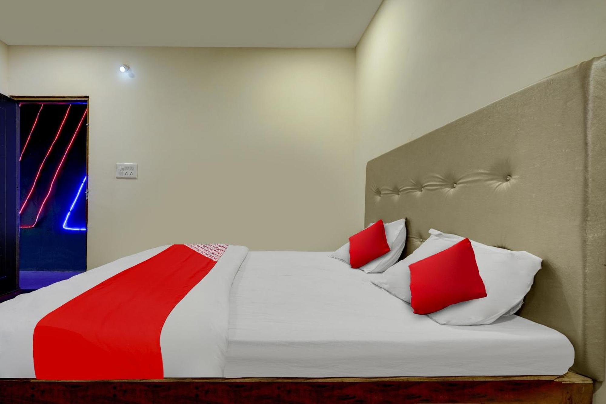 Oyo Flagship The Chirag Resort Bhandāra Eksteriør billede